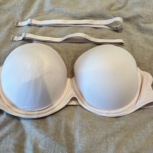 VS Pink beige 38C bra
